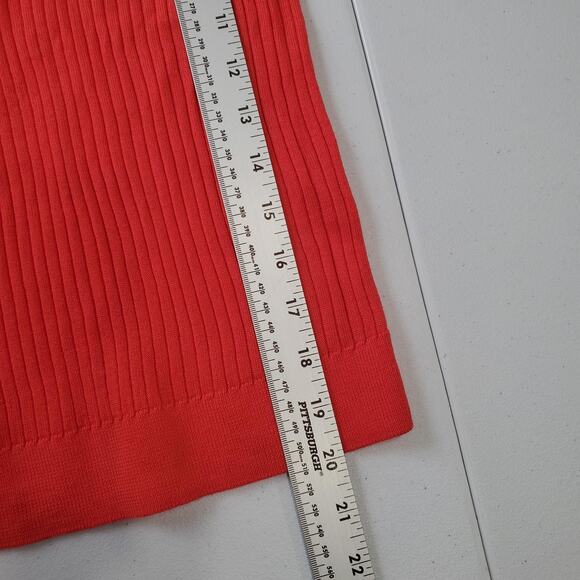 Uniqlo Sweater Womens Small Red 100% Wool Ribbed Mock Neck Half Sleeve Top - Picture 4 of 8